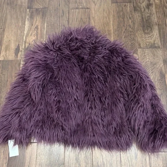 Donna Salyers Fabulous Furs Faux Kid’s Fashionista Jacket Plum Large 10-12
